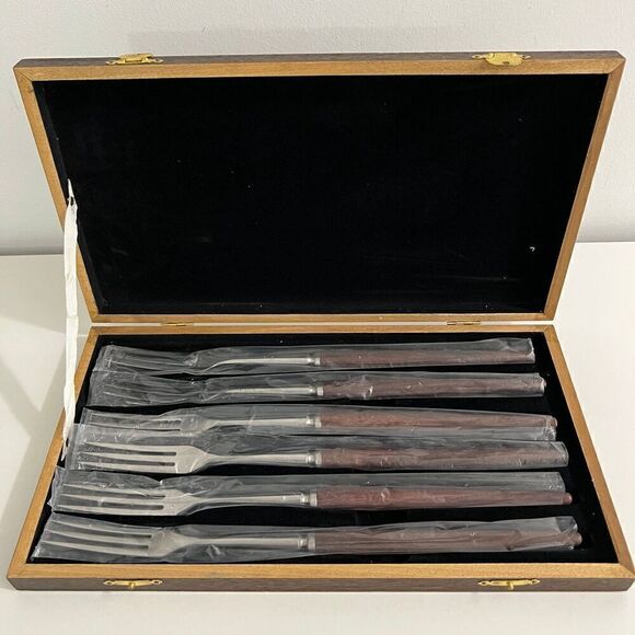 VTG 3 Prong Long Fork box set of 6 stainless steel w/ wood handle - Picture 1 of 4